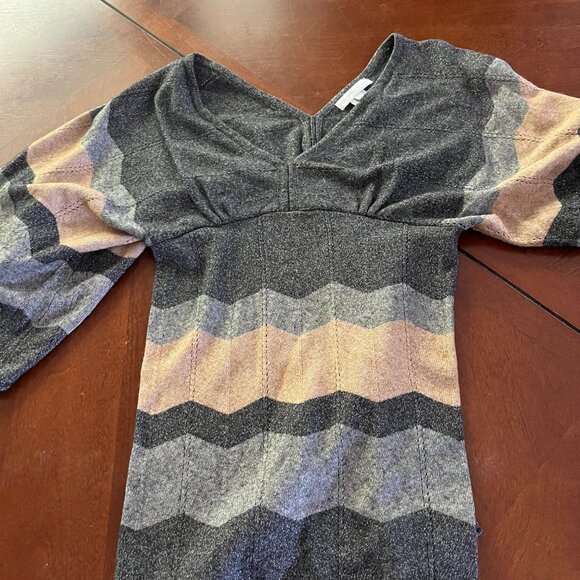 Design History - Multi-Color Sweater: Size-M - Picture 1 of 2